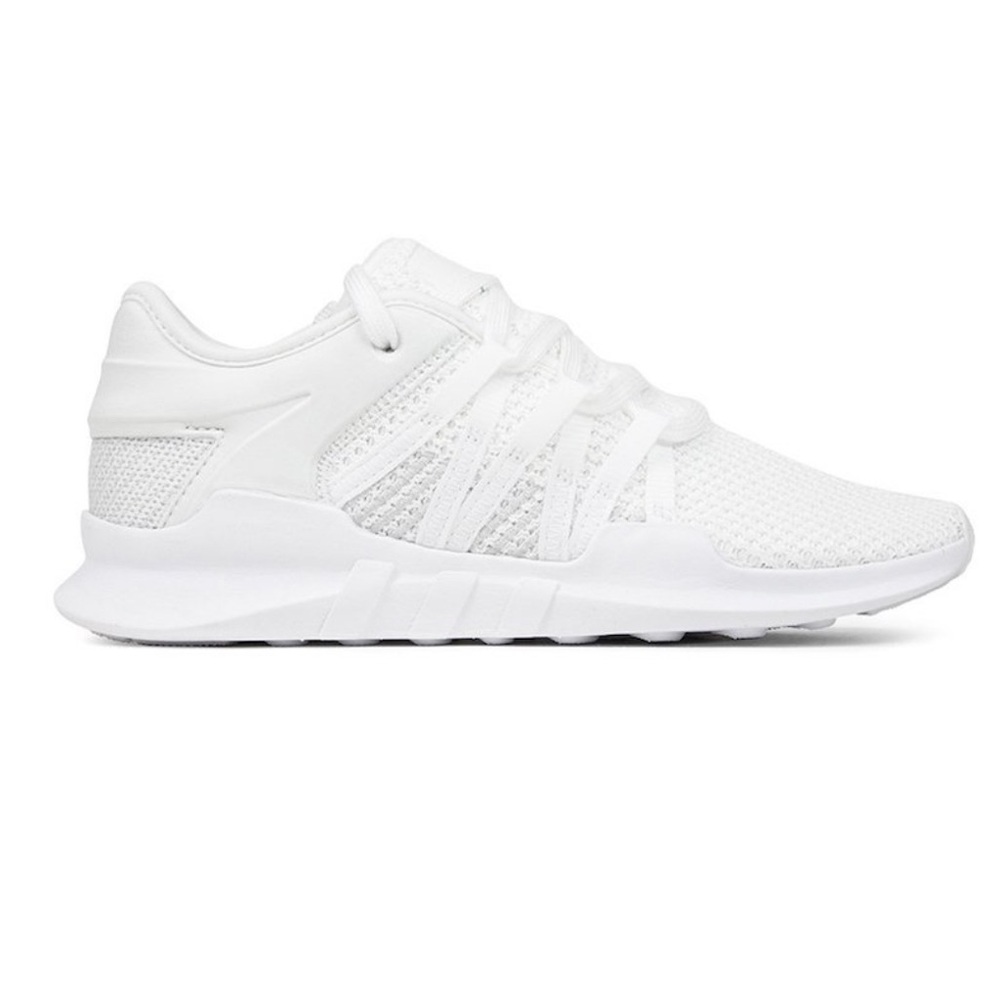 🌿 White Athletic Sneakers